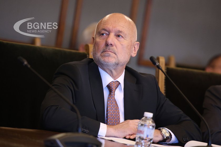 Тагарев: Председателят на ДАНС не може да дава политически оценки