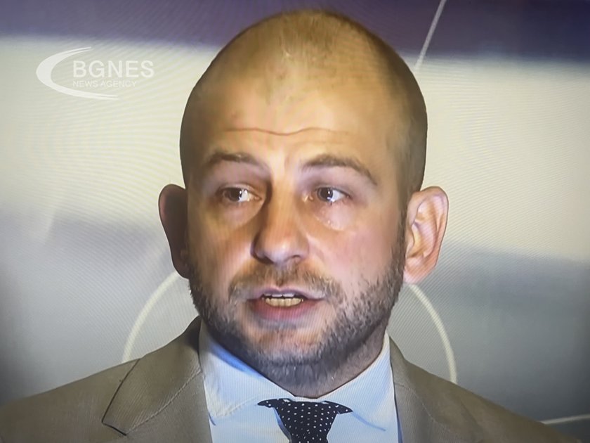 Стойнов: Справката на ДАНС е пълна с неверни твърдения