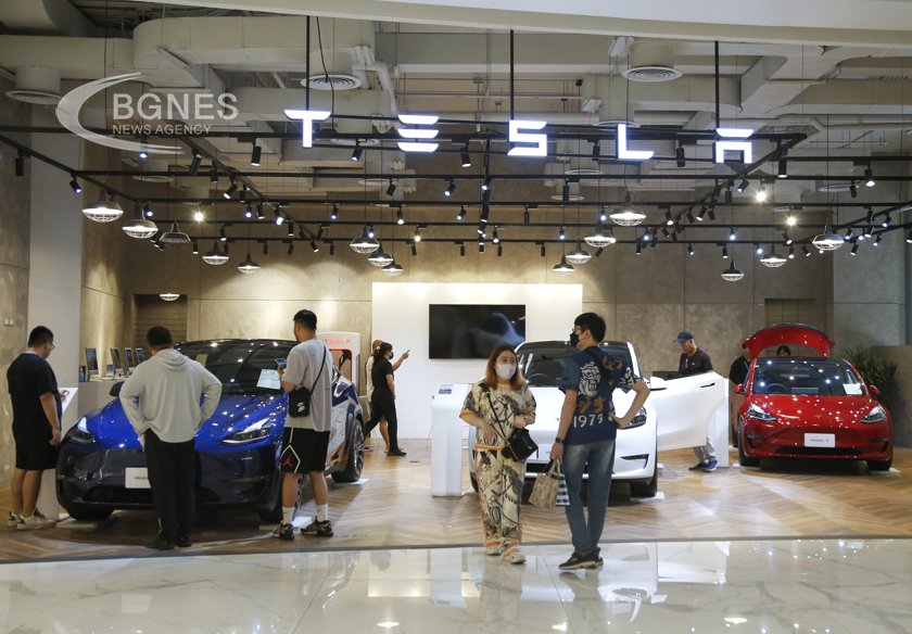 "Tesla" пуска на пазара първия си електрически пикап