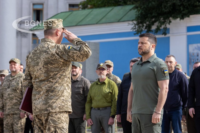 Защо една буксуваща украинска офанзива ще създаде проблем за Зеленски в САЩ?