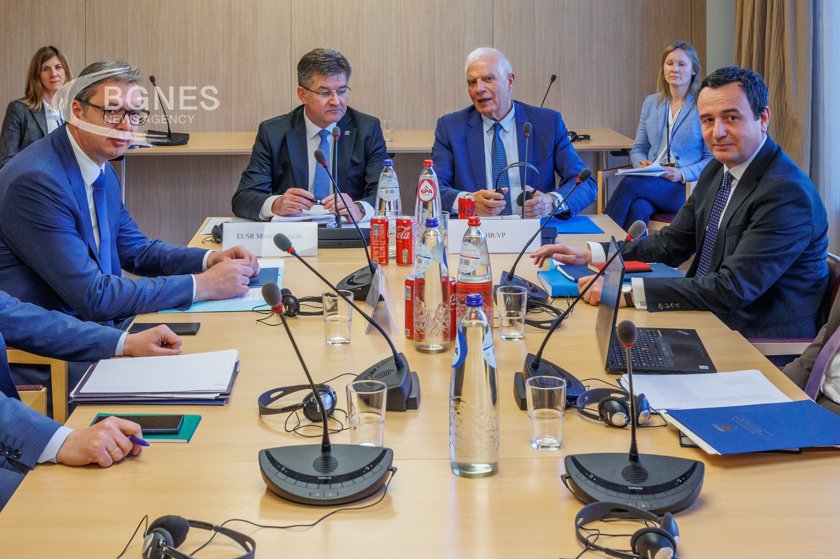 Борел: Европейският път на Косово и Сърбия минава през диалог