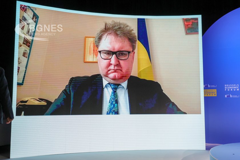 Украйна ще съди Полша, Унгария и Словакия заради забраните за украинско зърно  