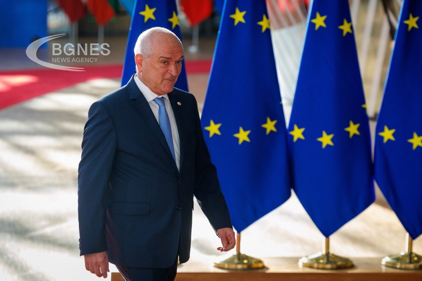 Главчев: Подкрепяме всячески Украйна, поддържаме европейската позиция