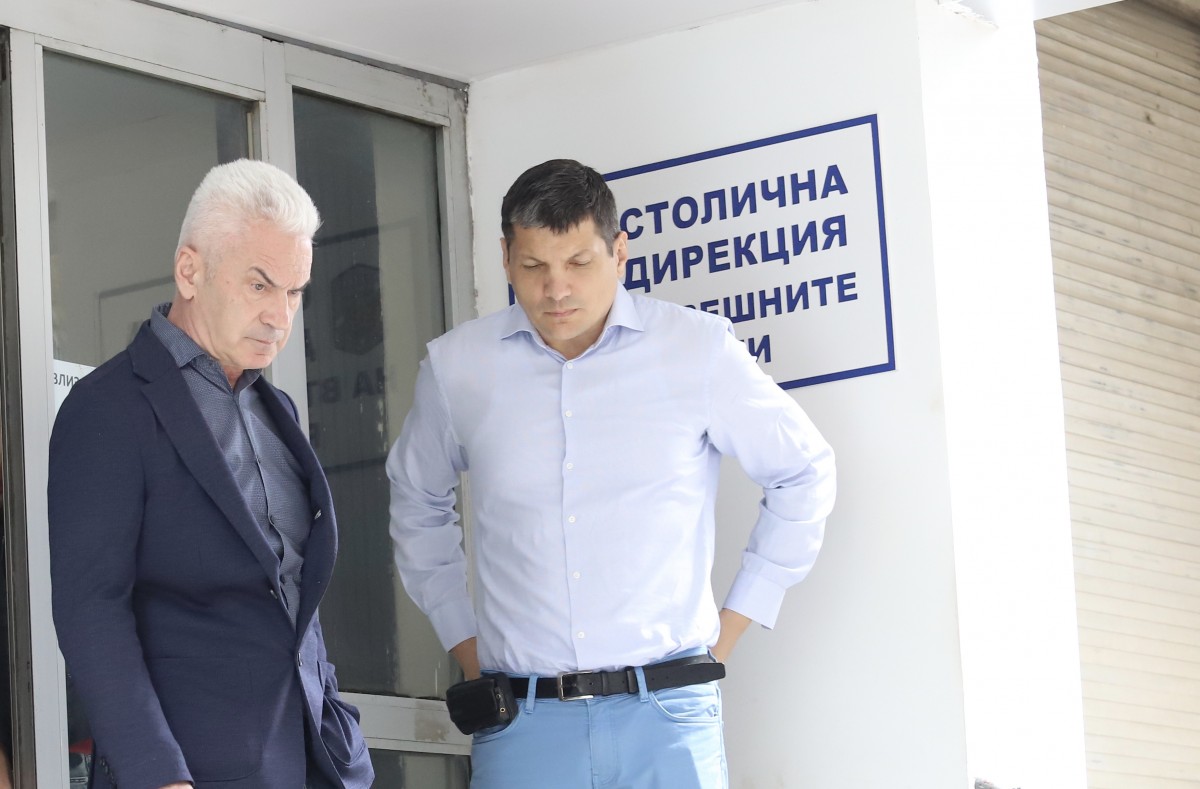 100 хиляди лева гаранция за Волен Сидеров