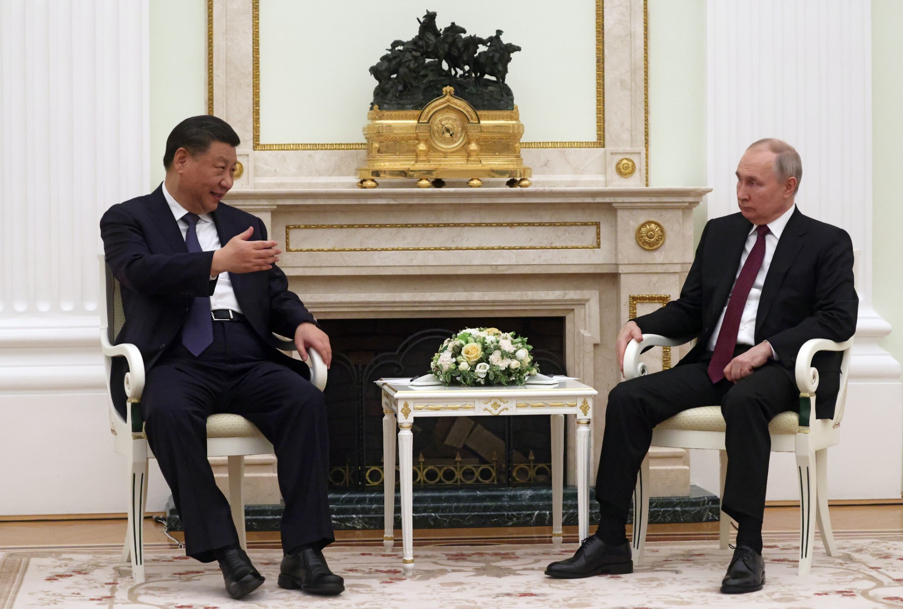 Си настоява пред Путин за мир между Русия и Украйна