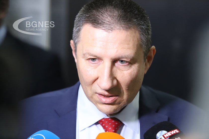 Сарафов: Разграждането на прокуратурата ще е в тежък ущърб за цялото общество