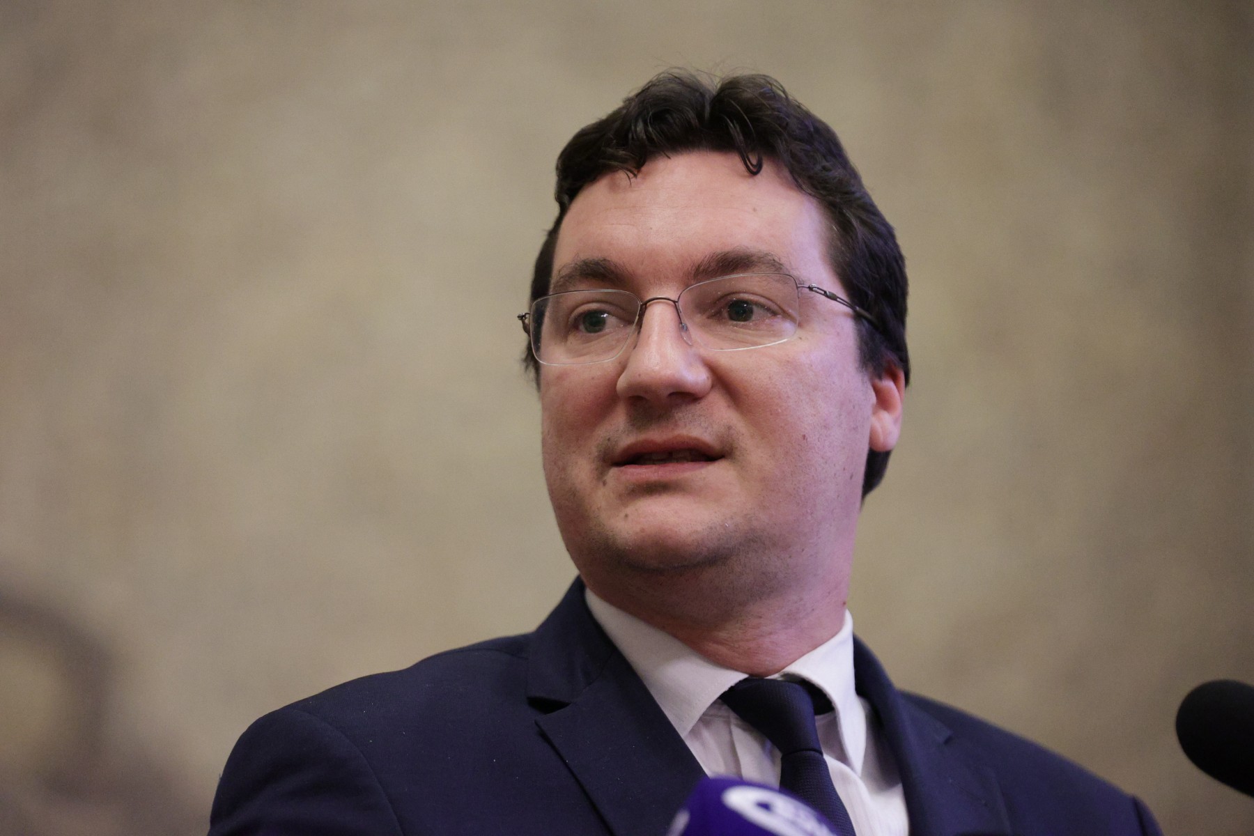 Крум Зарков в Русе: Няма закон, който да предотвратява домашното насилие