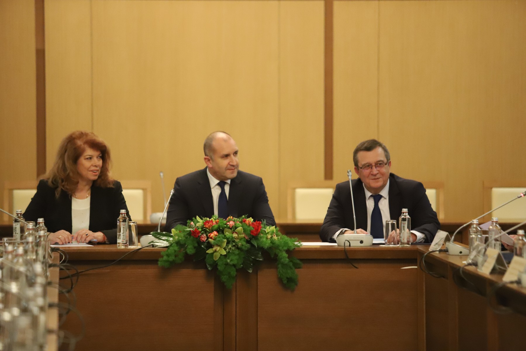 Радев: Политическият дебат не разгръща темата за просперитета на нацията ни – децата
