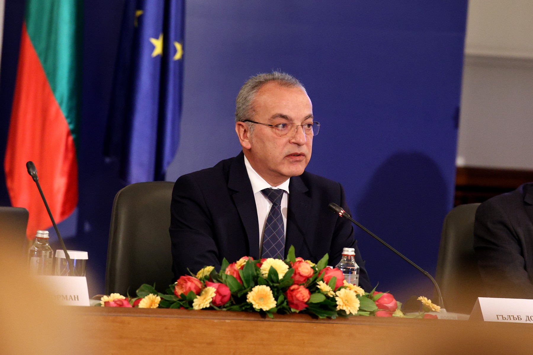 Донев: Държавата не фалира, до края на април ще внесем проект на бюджет