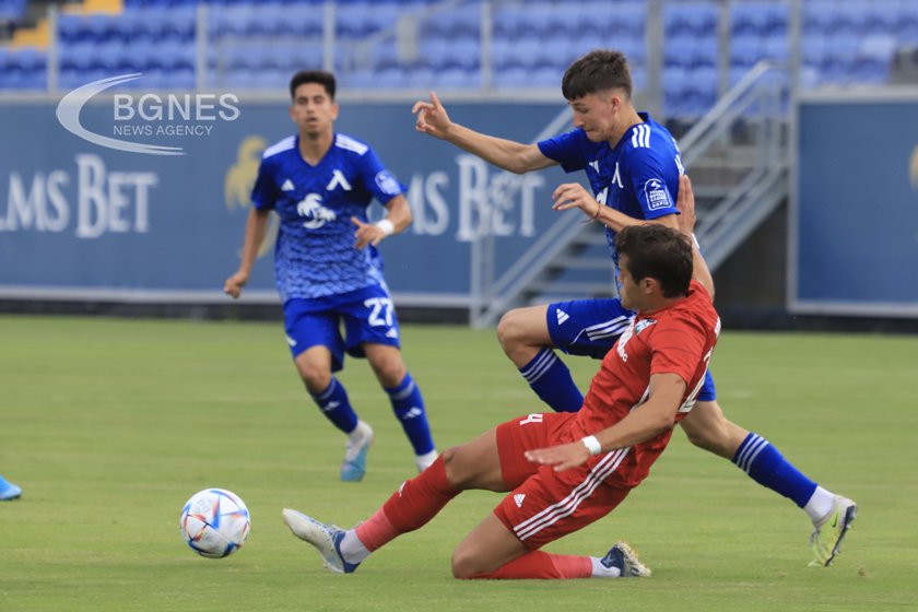 Расизъм, два червени картона и 0:0 на Левски - АПОЕЛ