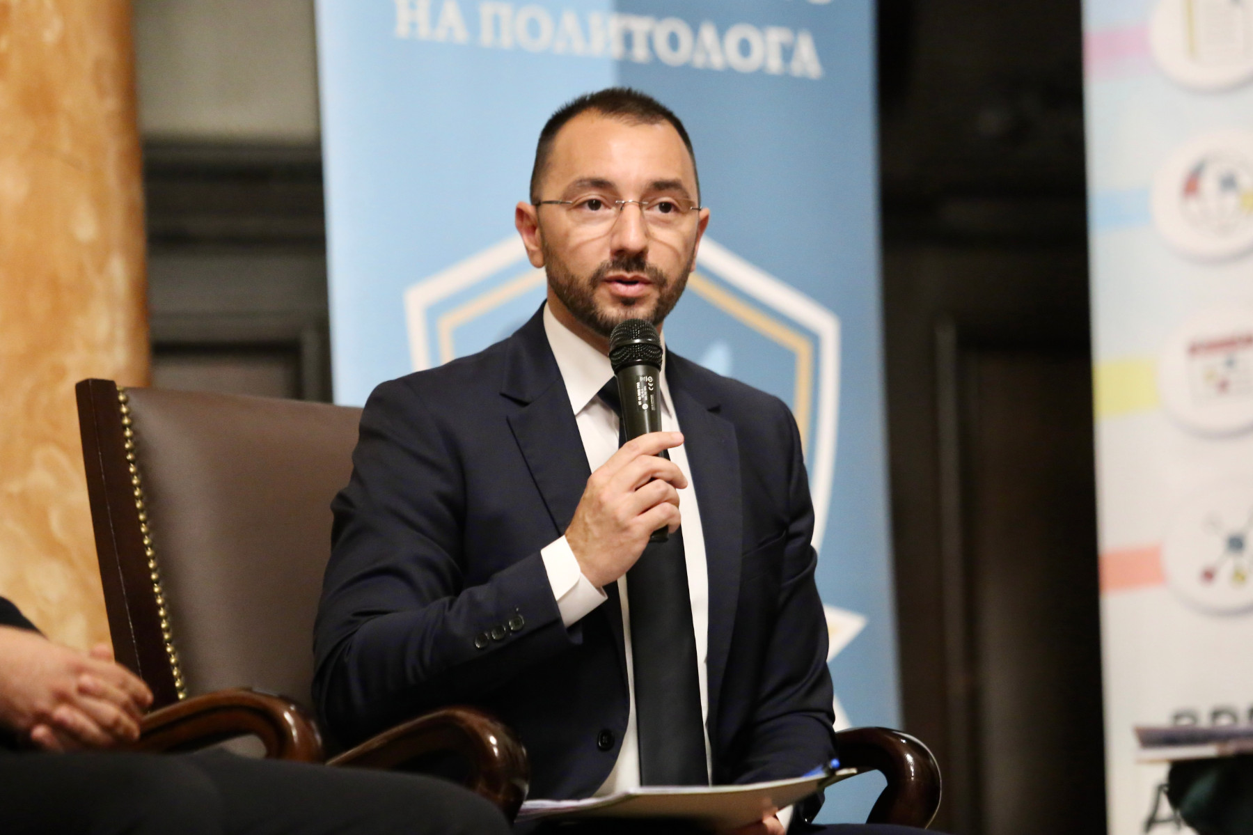 Хекимян: Младите трябва да бъдат включени във вземането на решения