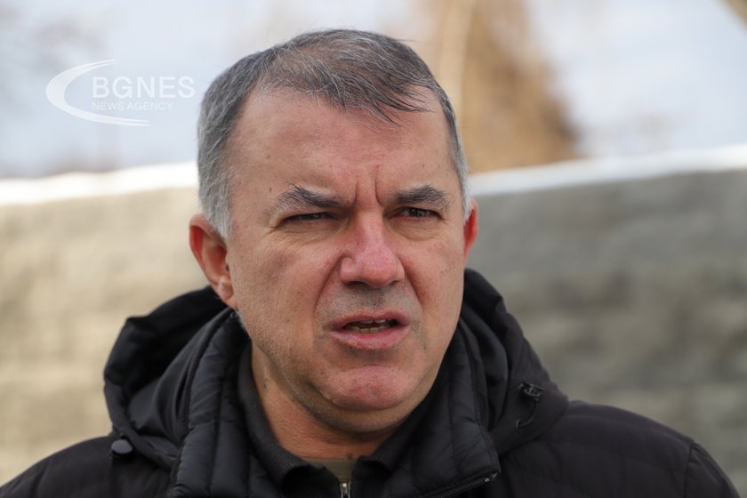 Богомил Николов: Изяли сме 12 000 тона сирене с палмова мазнина: или е измама, или продуктите отиват в ресторантите