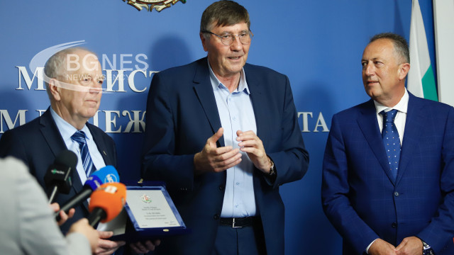 Фурнаджиев: Надяваме се на обществена подкрепа за кандидатурата ни за домакинство на Младежките зимни игри