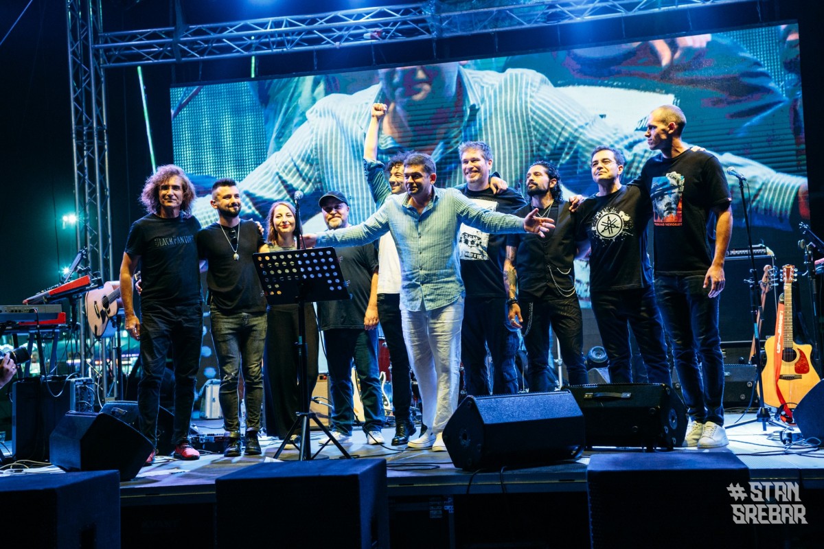 Рони Ромеро за концерта на Intelligent Music Project: Ще доставим на публиката висококачествен рок