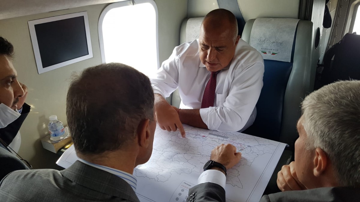 Борисов: Много ни е красива държавата, ама да не строиш на нея