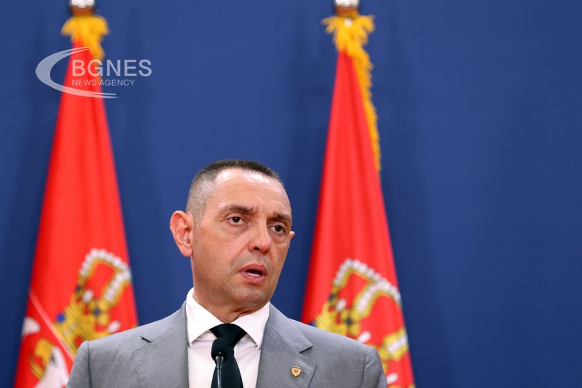 Вулин: ЦРУ има шпиони в близкото обкръжение на президента Вучич
