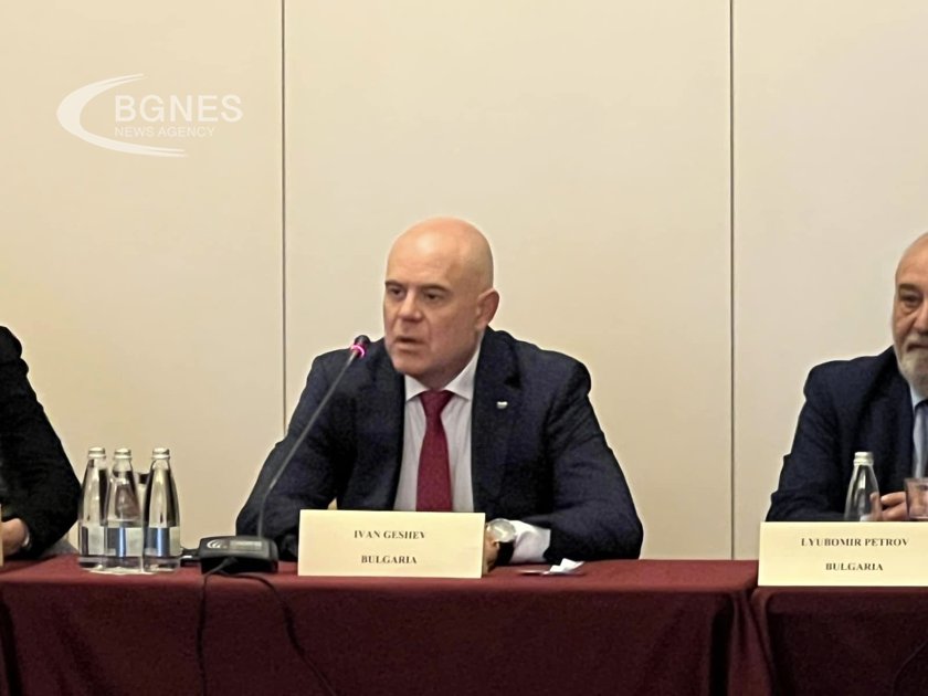 Гешев: В основата на борбата с трансграничната престъпност стои личният контакт между прокуратурите