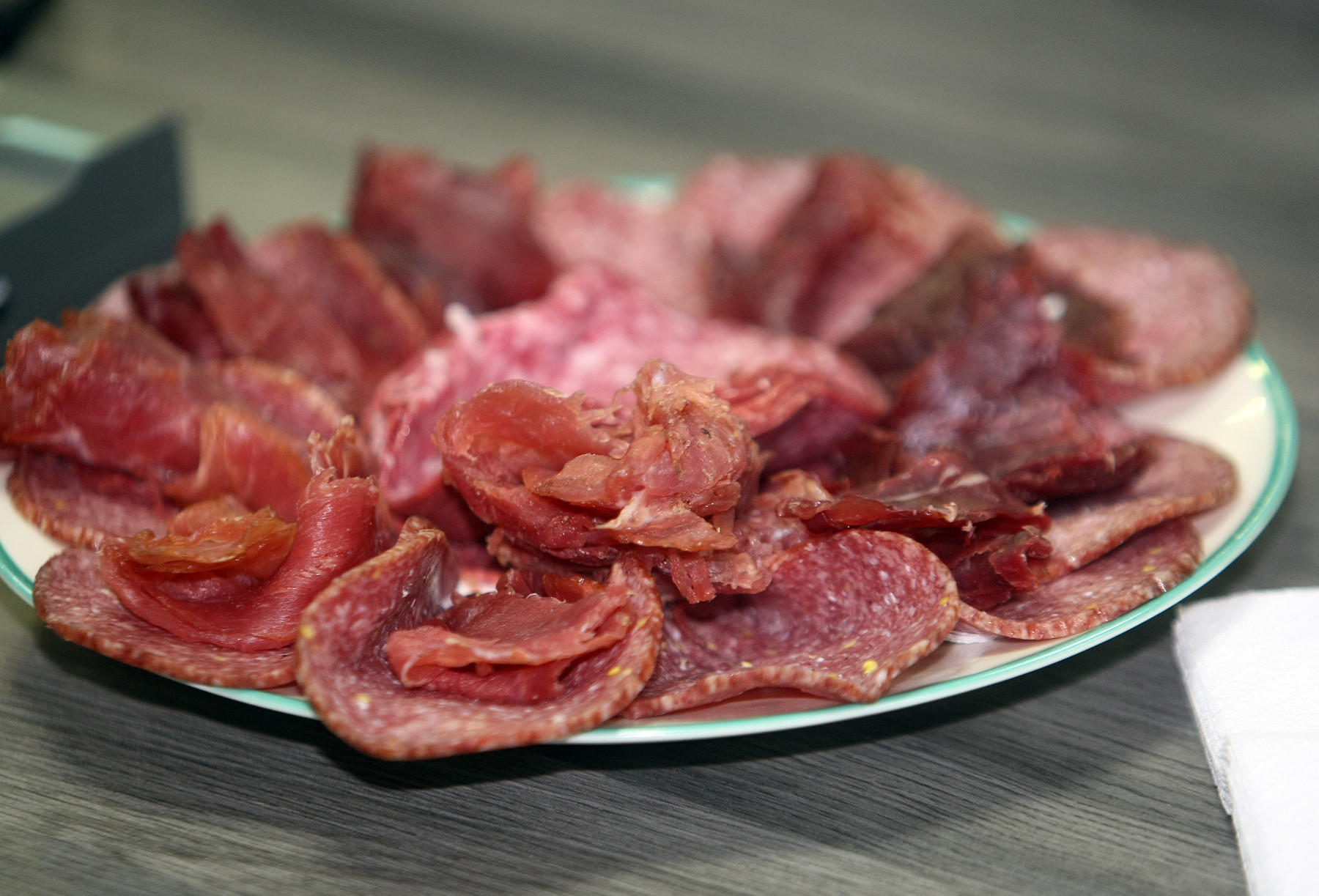 Предпочитани за закуска продукти се оказаха опасни