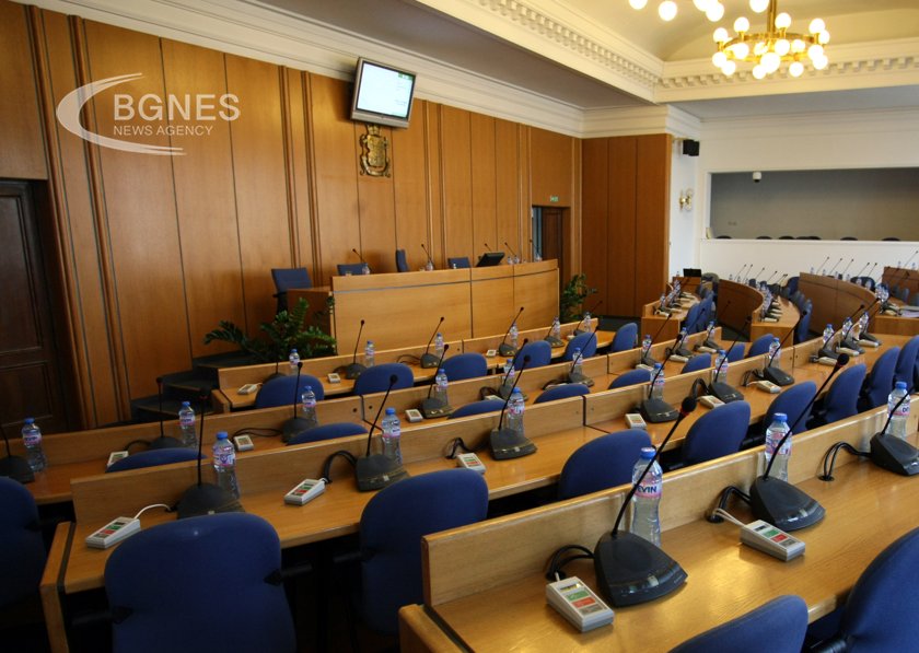Столична община: ПП-ДБ с 23-ма съветници, ГЕРБ – с 14, БСП – с 9