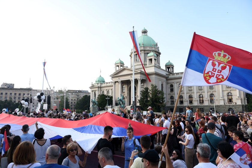 Сърбия арестува опозиционен политик за участие в антиправителствен протест