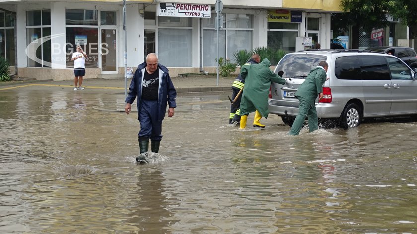 Отново порои и бури в Западна България 