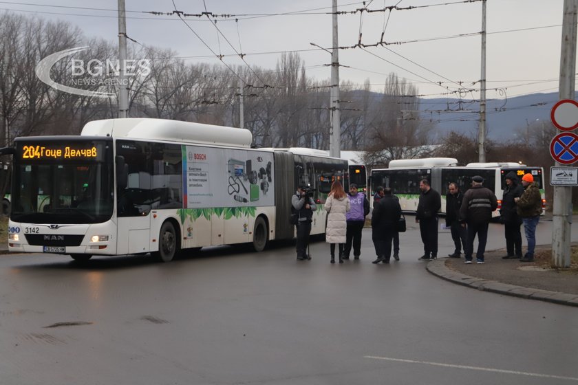Протестиращите в транспорта: Засега спират протестите, но искаме 30% увеличение на заплатите