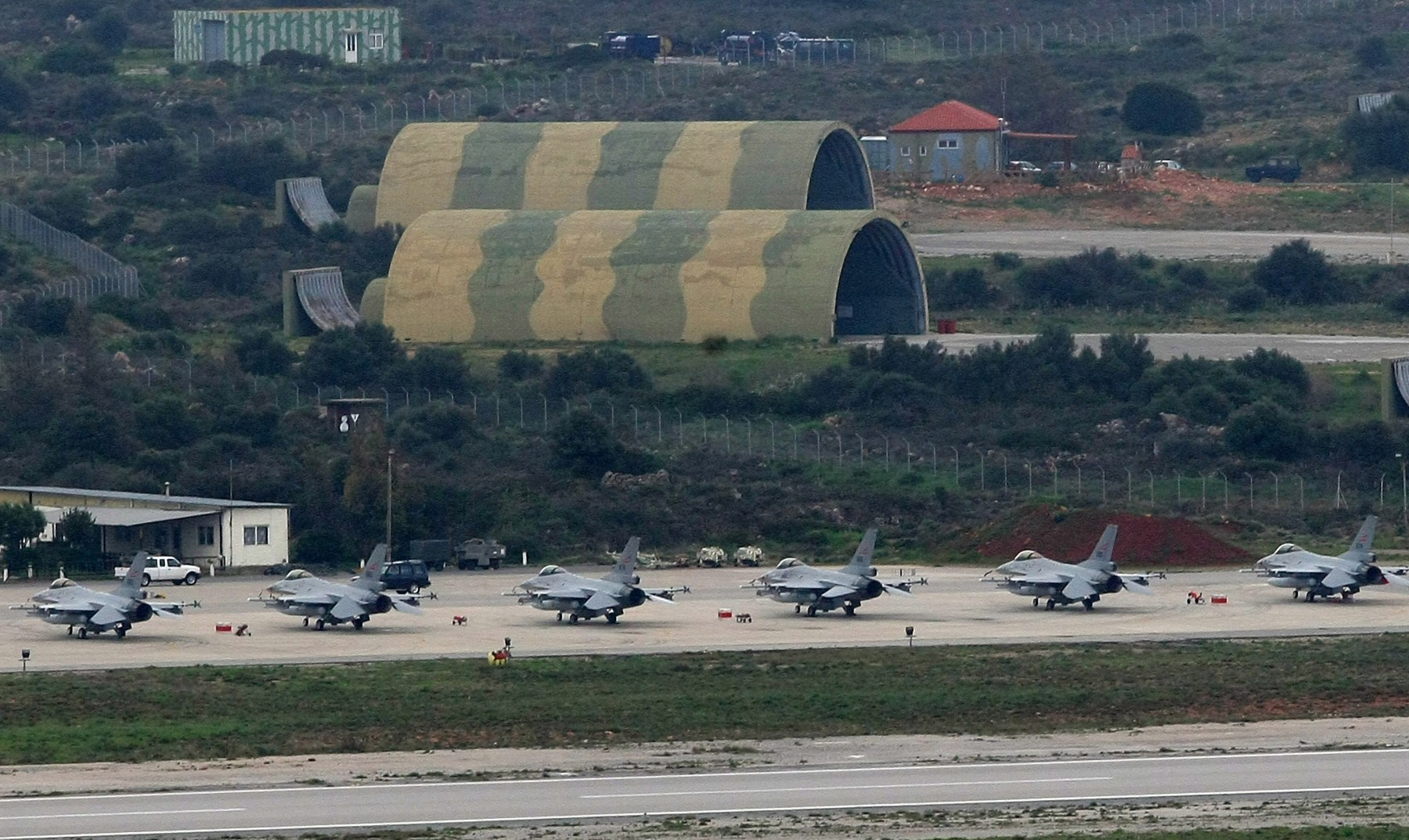 Румъния купува 32 норвежки изтребителя F-16 втора ръка