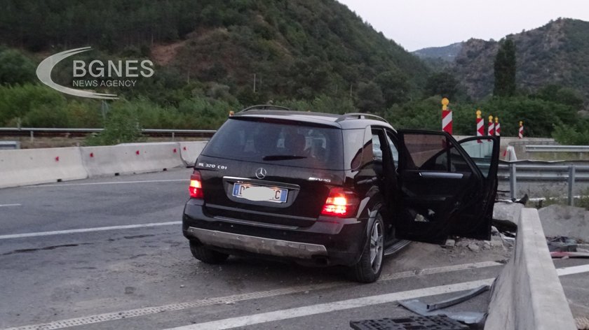 Нова катастрофа на АМ "Струма" край Симитли, двама леко пострадали