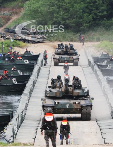 Южна Корея и САЩ провеждат масирани военни учения