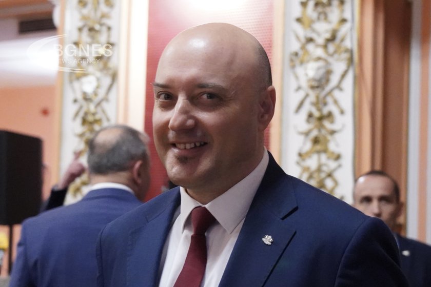 Атанас Славов: Връщам се в парламента като депутат от ДБ