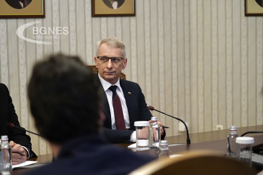 Николай Денков: Има напредък в преговорите, стабилно правителство трябва да има