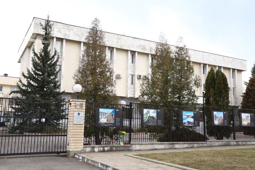 Посолство: Изказванията на отделни партии за суверенитета на Украйна са неприемливи