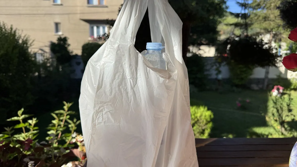 3 юли е международен ден без найлонови торбички, ежегодна инициатива за опазване на околната среда