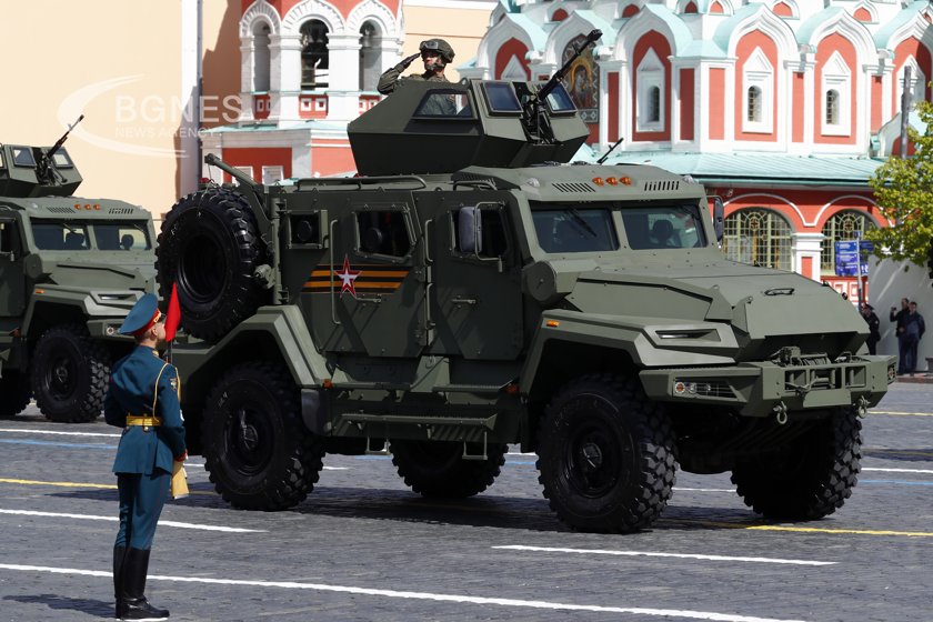 „Илталехти“: Жалкият парад на Путин разкрива истинската ситуация от войната