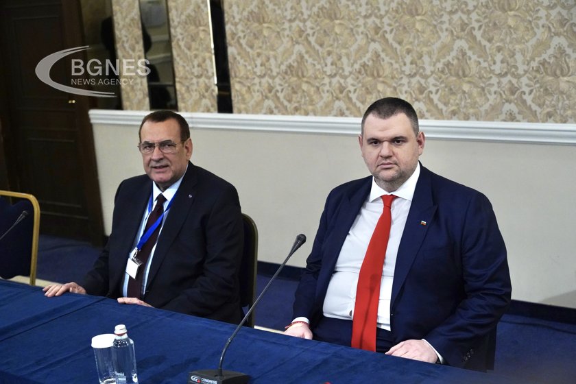 Централният съвет на ДПС избра новото си оперативно бюро