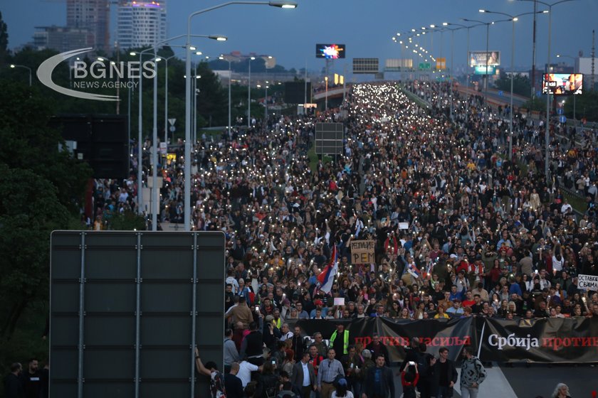 Гигантски протест блокираха Белград