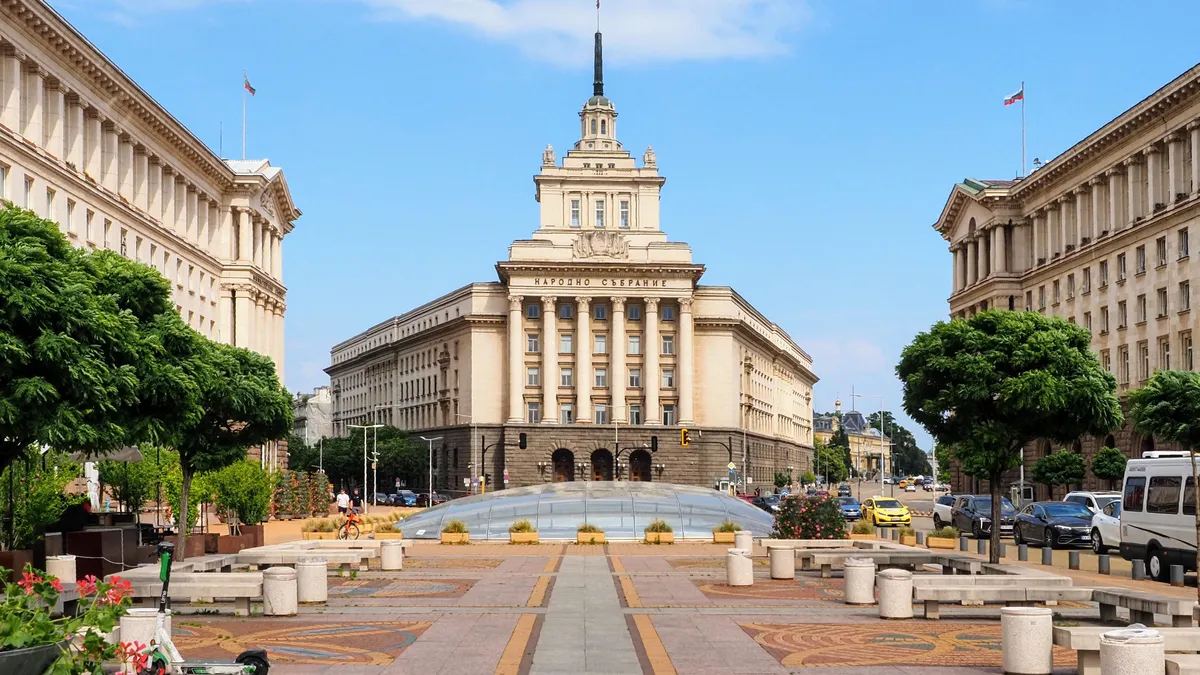 35 години от първите демократични избори в България 
