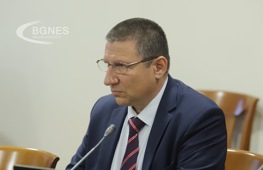 Борислав Сарафов отказа да се яви на изслушване в комисията за Нотариуса в НС