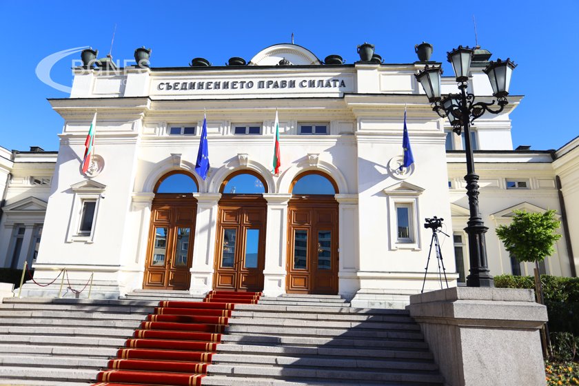 Галъп: При избори днес-ГЕРБ-СДС-26,4%; ПП-ДБ-21,8; „Възраждане“- 14,9%; ДПС-14,5%; БСП-9,7%; ИТН-4,3%