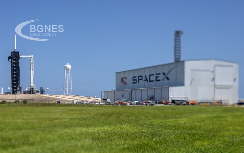SpaceX отложи с 24 часа мисията на първия турски астронавт