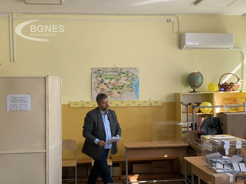 Христо Иванов: Ще трябва пак да се отваря Изборният кодекс