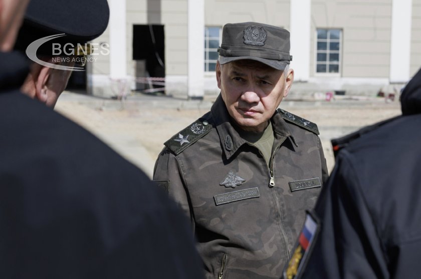 Министрите на отбраната на Франция и Русия обсъдиха борбата срещу тероризма и Украйна