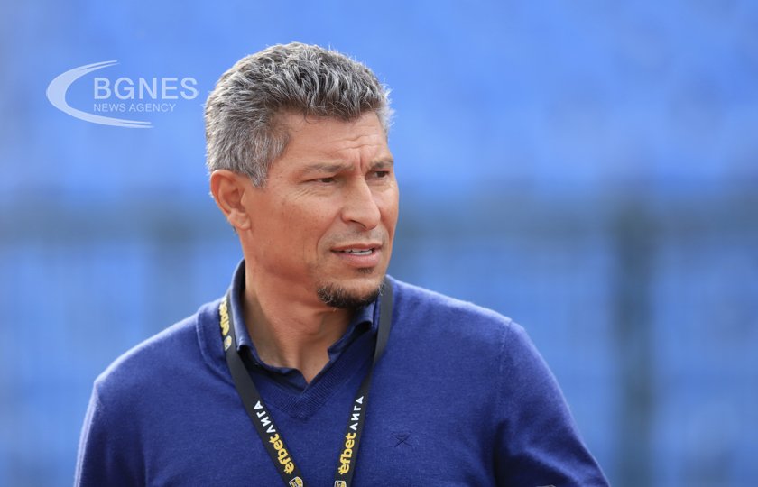 Балъков замени Дончич начело на Локомотив София