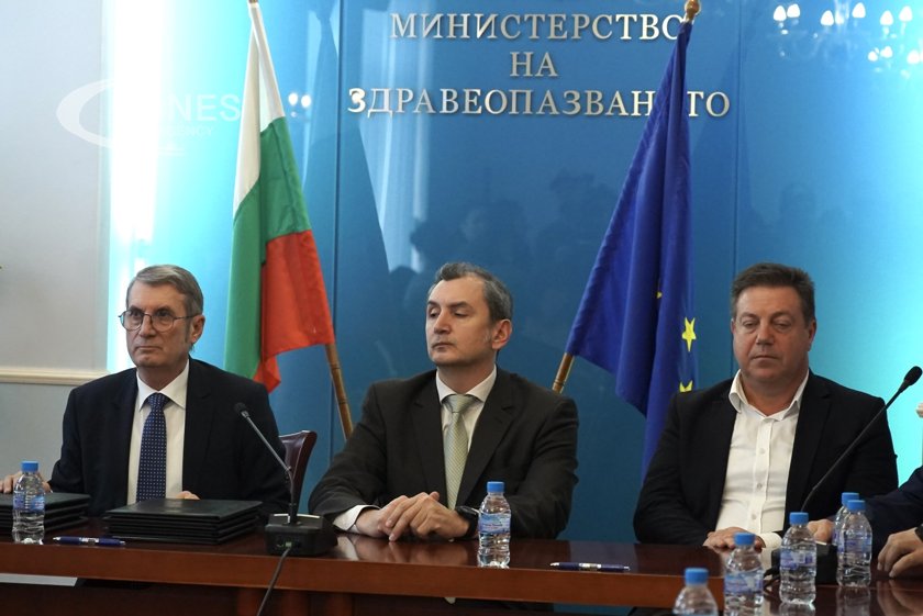 Подписаха Националния рамков договор – по-добри условия и "честна игра"