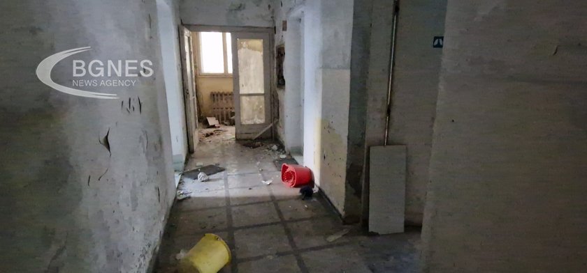 Започна възстановяването на белодробната болница в мъглижкото село Радунци