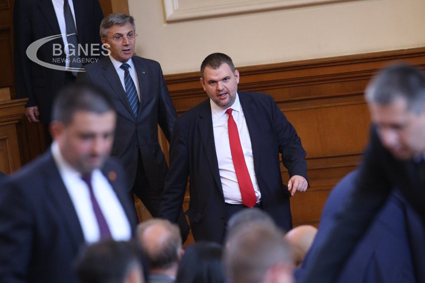 Пеевски за "Росенец": Това е съвместна инициатива на ДПС с ГЕРБ, ДБ я подкрепиха, а ПП умуваха