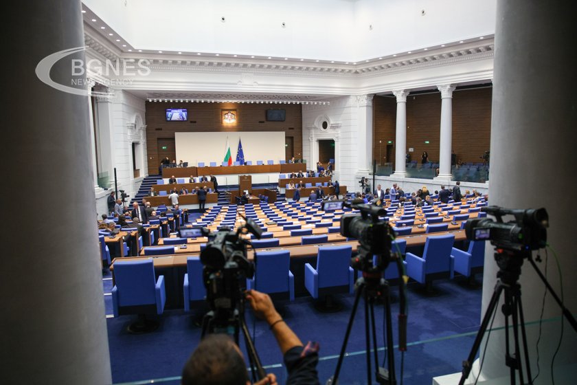 Депутатите ще приемат доклад за дейността на КЕВР през 2022г.