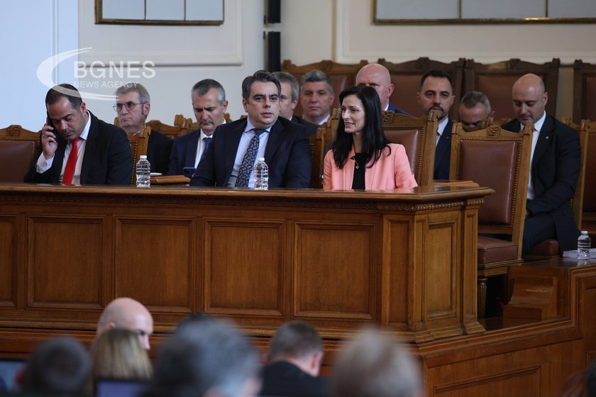 Василев: Бюджетът е направен така, че да не изненадва никого