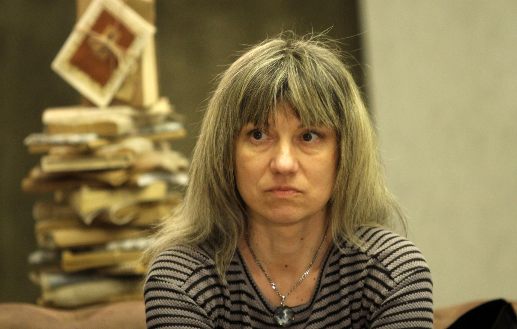 Проф. Амелия Личева: Срамно е да си пасивен в тази война