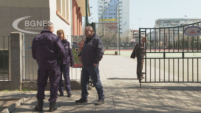 Отново бомбени заплахи в столични училища